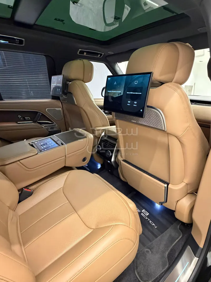 2022 لاند روفر رينج روفر اوتوبيوغرافي