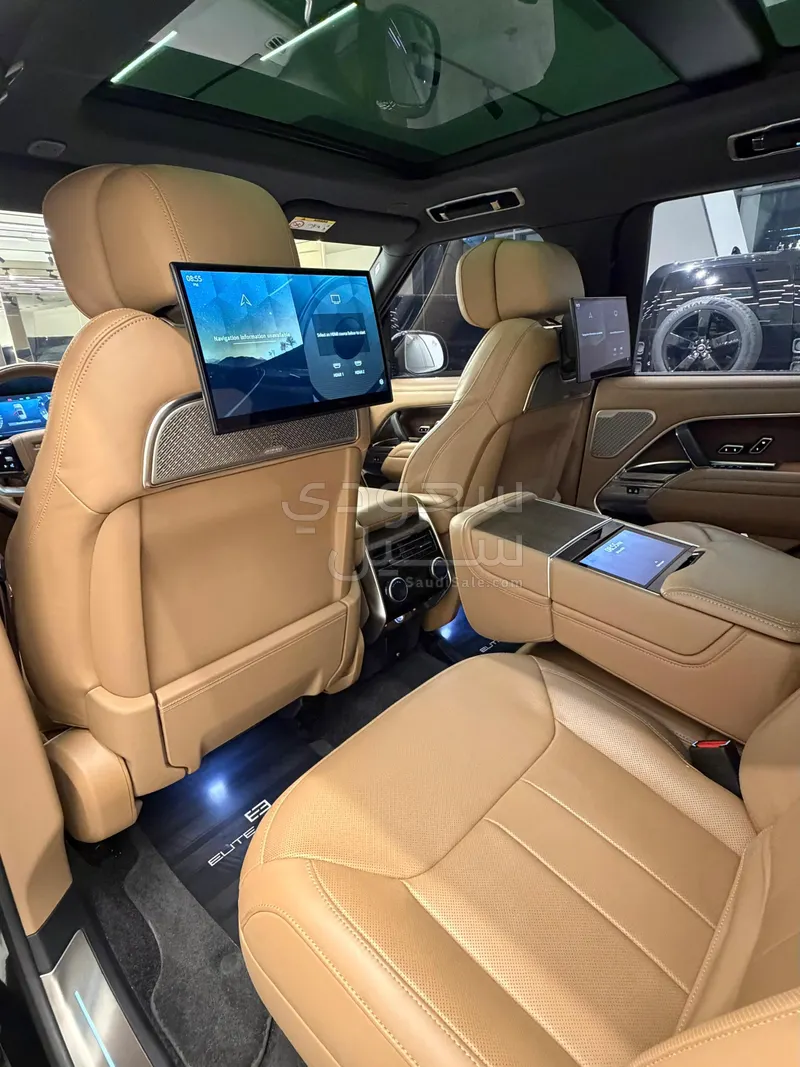 2022 لاند روفر رينج روفر اوتوبيوغرافي