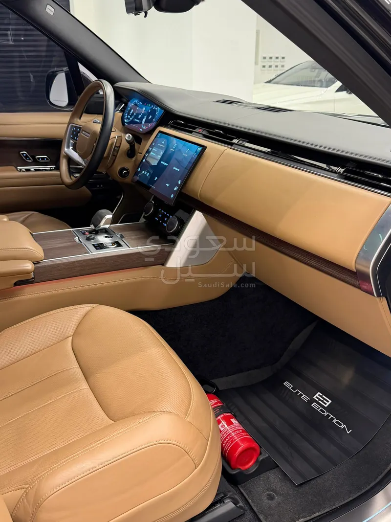 2022 لاند روفر رينج روفر اوتوبيوغرافي