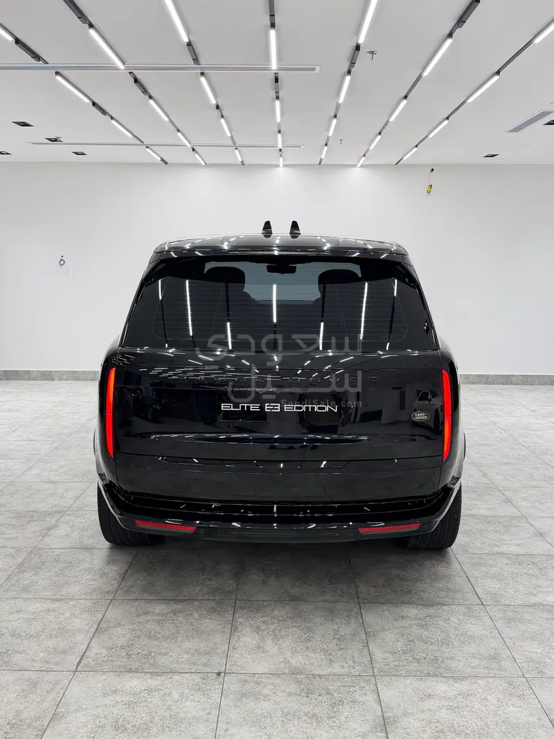 2022 لاند روفر رينج روفر اوتوبيوغرافي