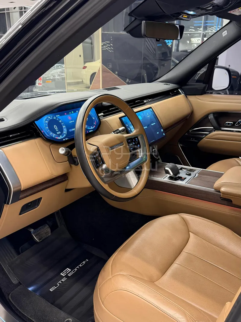 2022 لاند روفر رينج روفر اوتوبيوغرافي