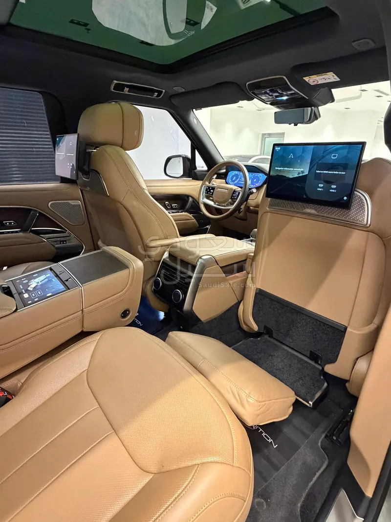 2022 لاند روفر رينج روفر اوتوبيوغرافي