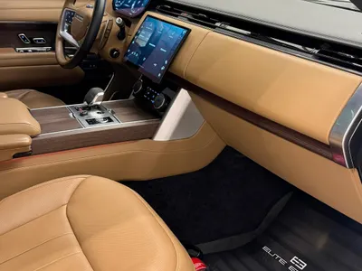 2022 لاند روفر رينج روفر اوتوبيوغرافي