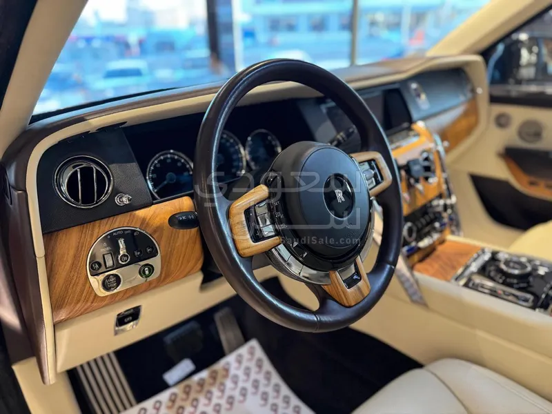 2019 Rolls-Royce Cullinan Silver Badge