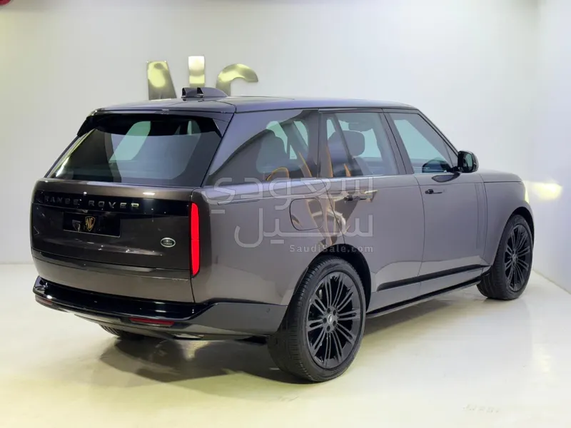2022 لاند روفر رينج روفر فيرست اديشن
