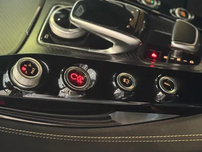 2018 مرسيدس - بنز جي تي أر أي إم جي