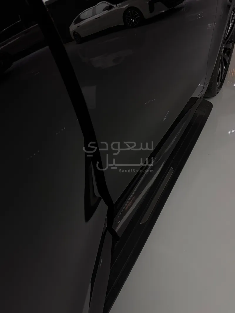 2025 لاند روفر رينج روفر سبورت اتش اس اي