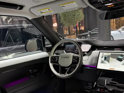 2025 لاند روفر رينج روفر سبورت اتش اس اي