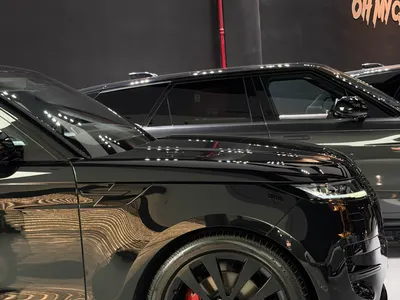 2025 لاند روفر رينج روفر سبورت اتش اس اي