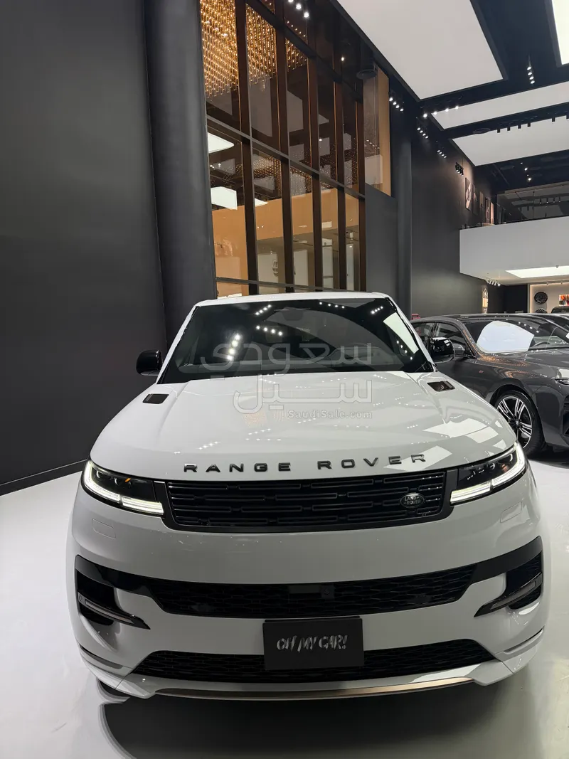 2025 لاند روفر رينج روفر سبورت اتش اس اي