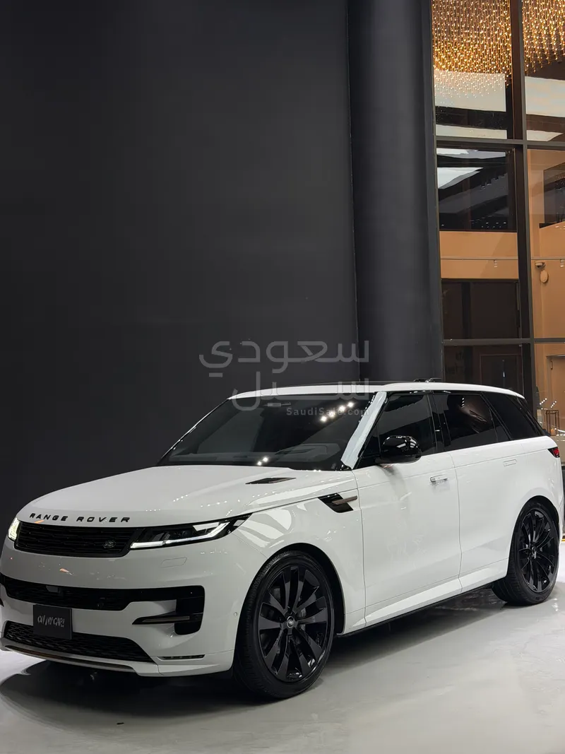 2025 لاند روفر رينج روفر سبورت اتش اس اي