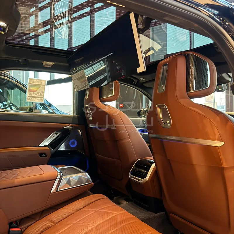 2025 بي ام دبليو الفئة السابعة 760 إل أي