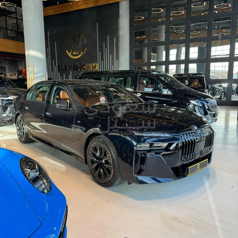 2025 بي ام دبليو الفئة السابعة 760 إل أي