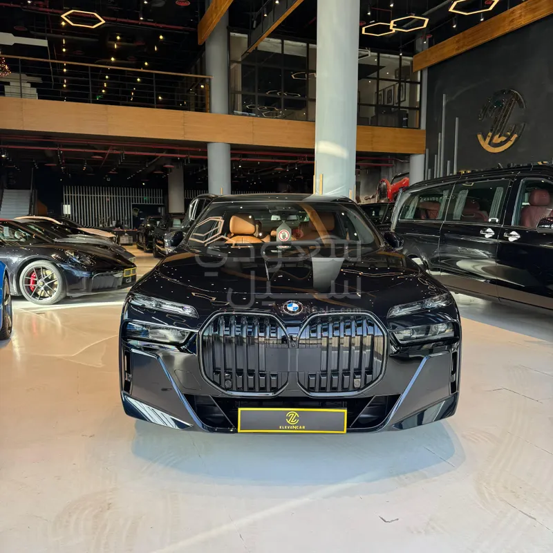 2025 بي ام دبليو الفئة السابعة 760 إل أي