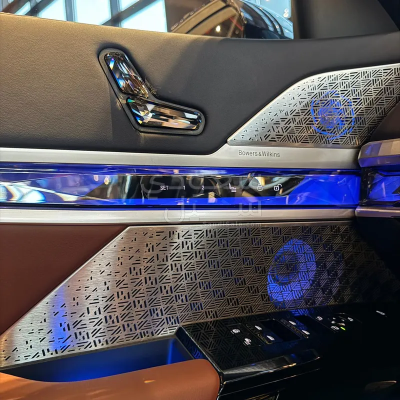 2025 بي ام دبليو الفئة السابعة 760 إل أي