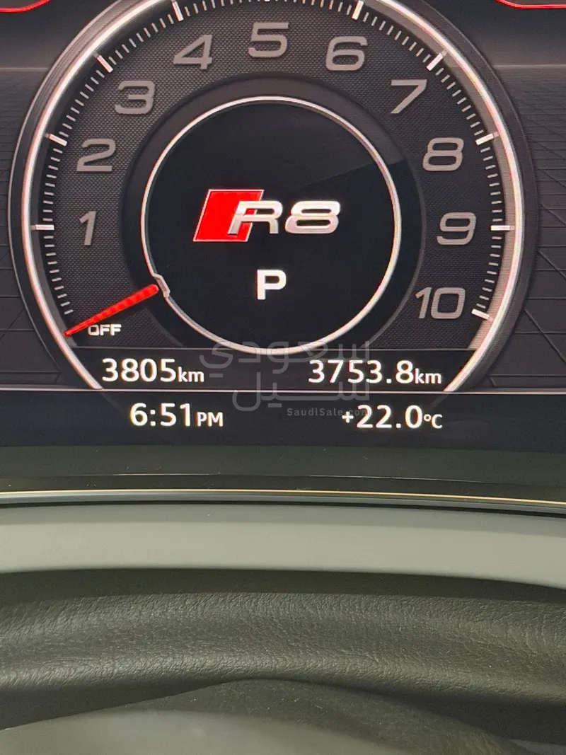 2023 اودي ار 8 في 10 بلس