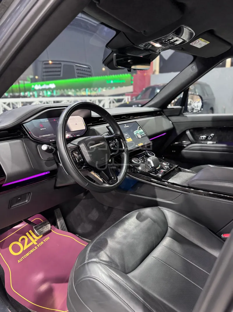 2023 لاند روفر رينج روفر سبورت فيرست اديشن