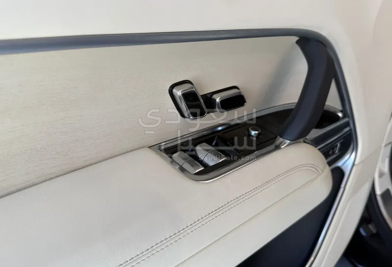 2024 لاند روفر رينج روفر فوج اس اي