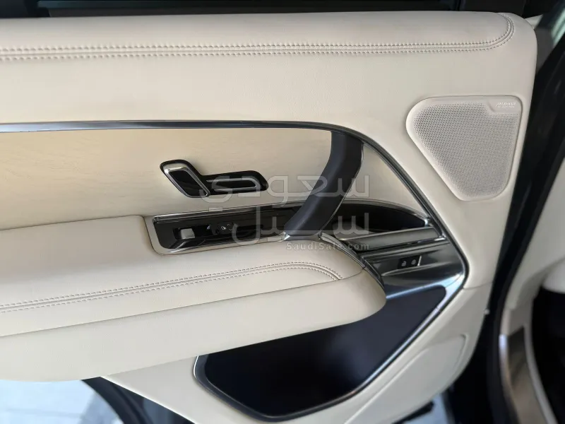 2024 لاند روفر رينج روفر فوج اس اي