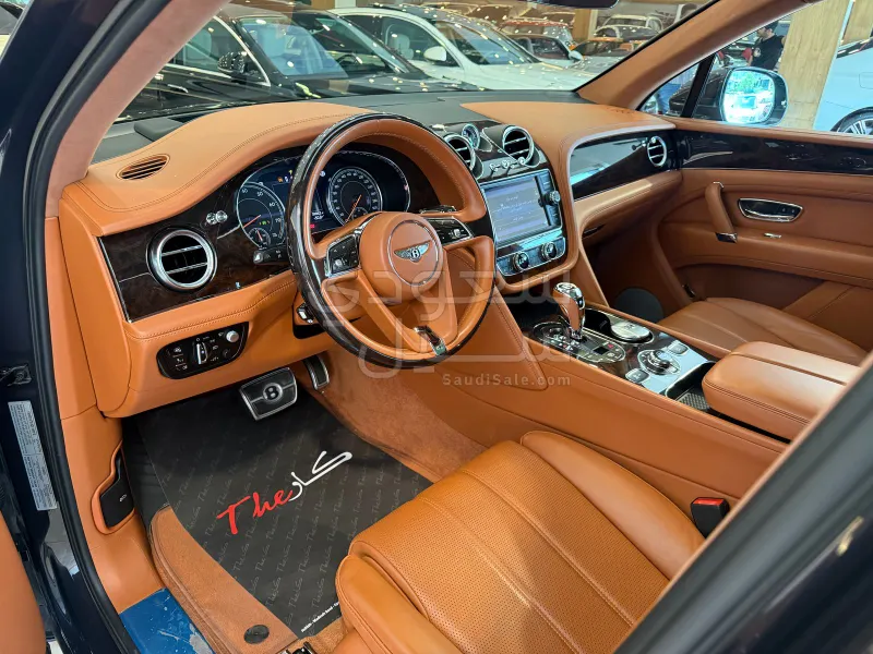 2020 بنتلي بنتايجا