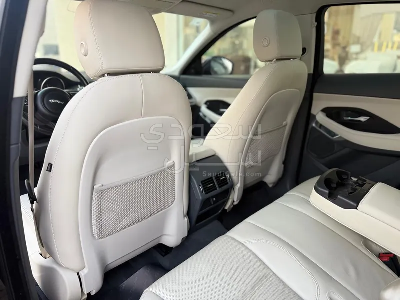 2019 جاكوار اي-بيس