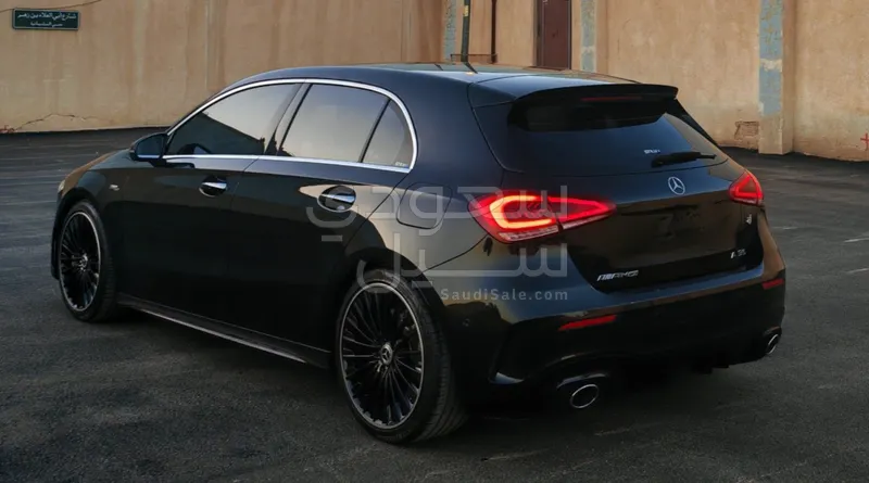 2022 مرسيدس - بنز أي 35