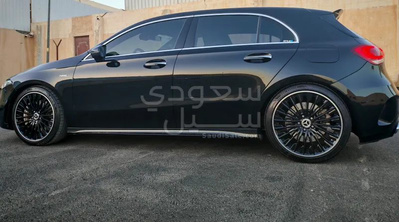 2022 مرسيدس - بنز أي 35