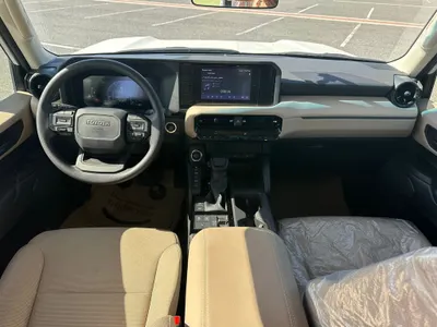 2024 تويوتا برادو تي اكس