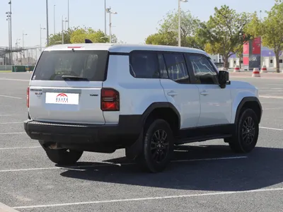 2024 تويوتا برادو تي اكس