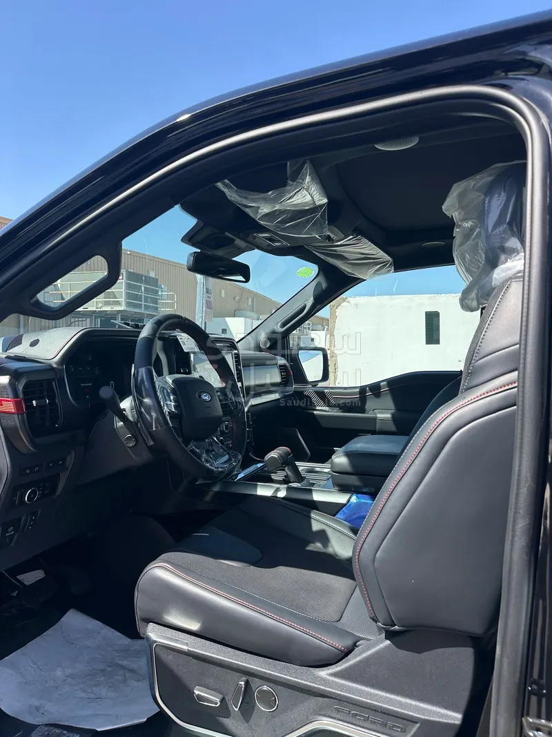 2024 فورد اف 150 رابتور