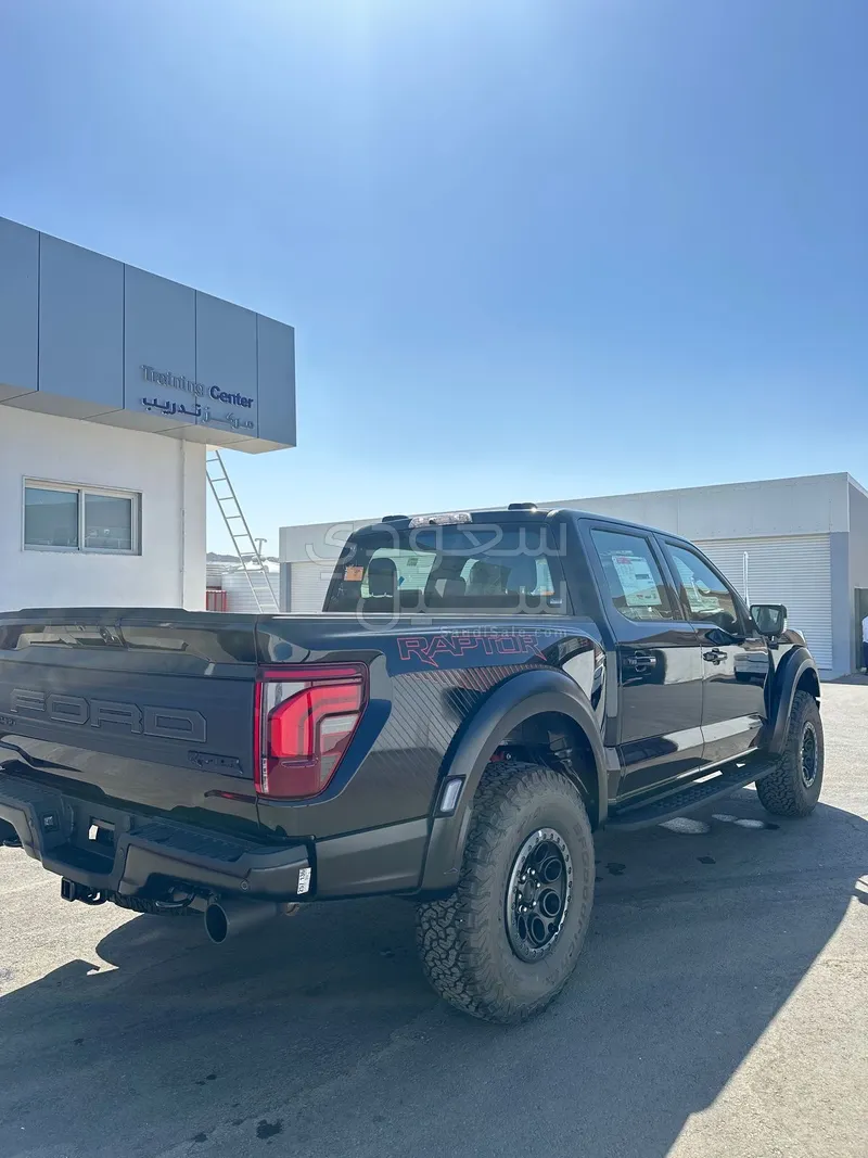 2024 فورد اف 150 رابتور
