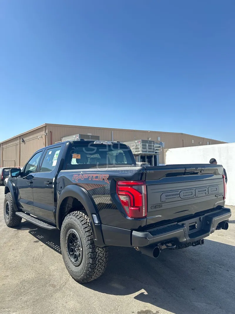 2024 فورد اف 150 رابتور