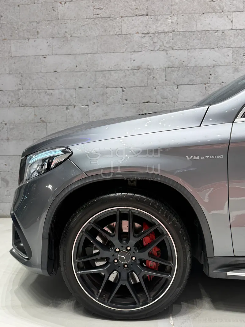 2018 مرسيدس - بنز جي إل إي 63إس أي إم جي