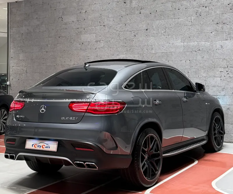 2018 مرسيدس - بنز جي إل إي 63إس أي إم جي