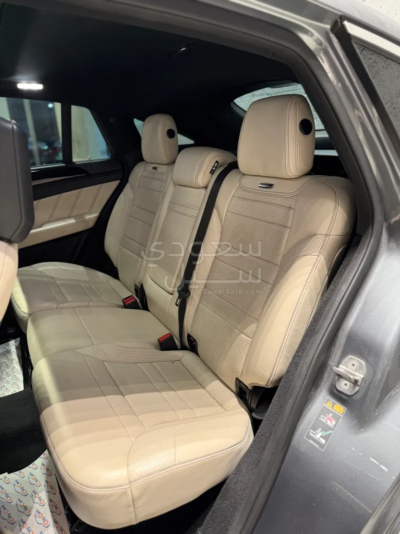 2018 مرسيدس - بنز جي إل إي 63إس أي إم جي