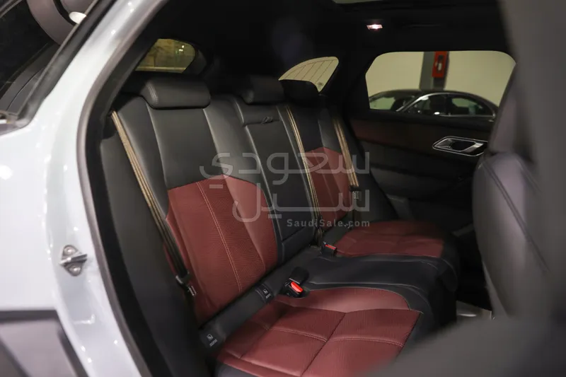 2025 لاند روفر رينج روفر فيلار اتش اس اي