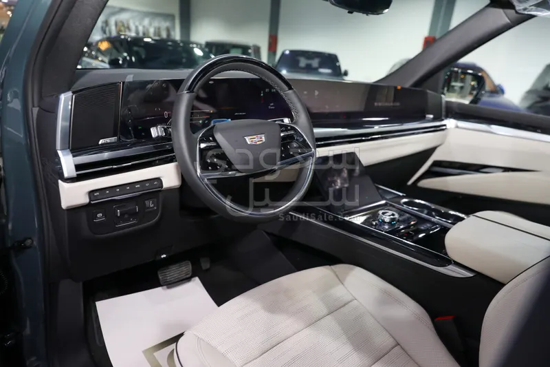 2025 كاديلاك اسكاليد سبورت