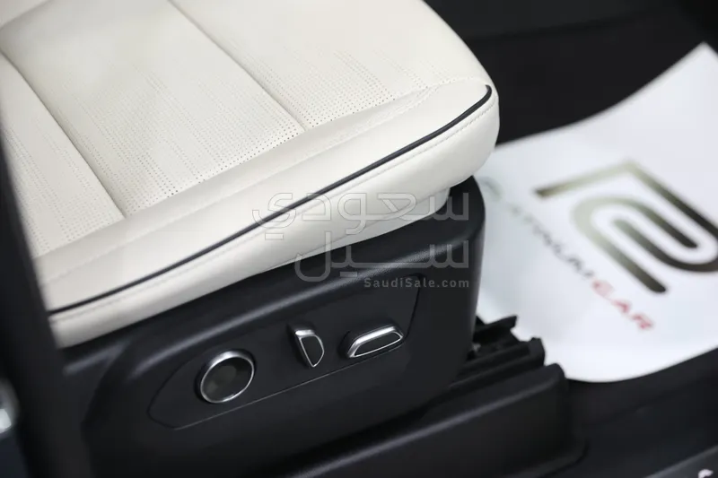 2025 كاديلاك اسكاليد سبورت