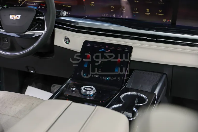 2025 كاديلاك اسكاليد سبورت