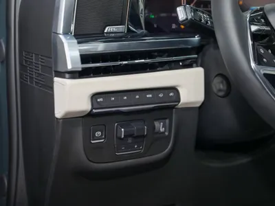 2025 كاديلاك اسكاليد سبورت