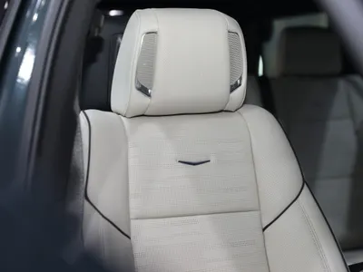 2025 كاديلاك اسكاليد سبورت