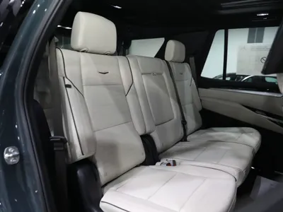 2025 كاديلاك اسكاليد سبورت