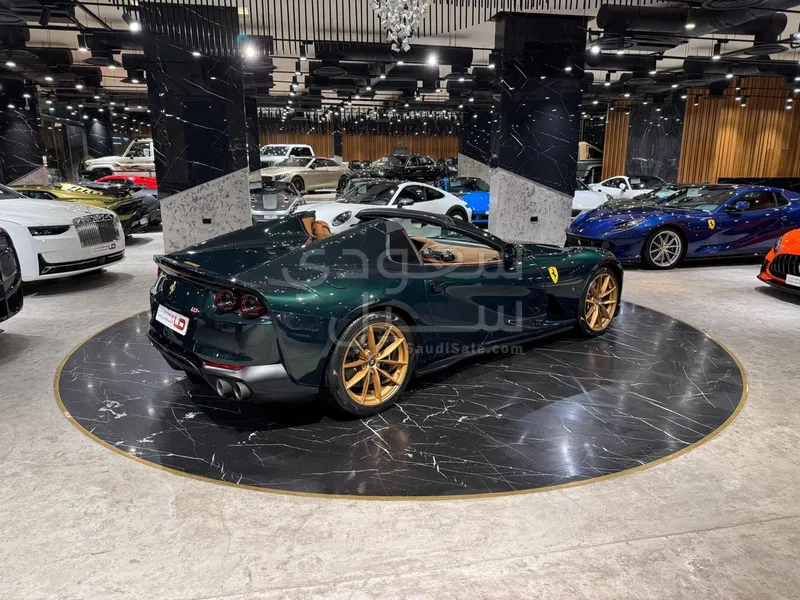 2022 Ferrari 812 GTS