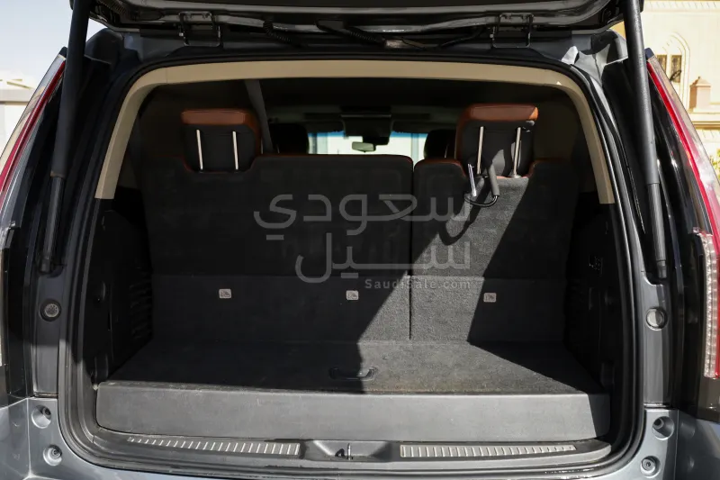 2018 كاديلاك اسكاليد