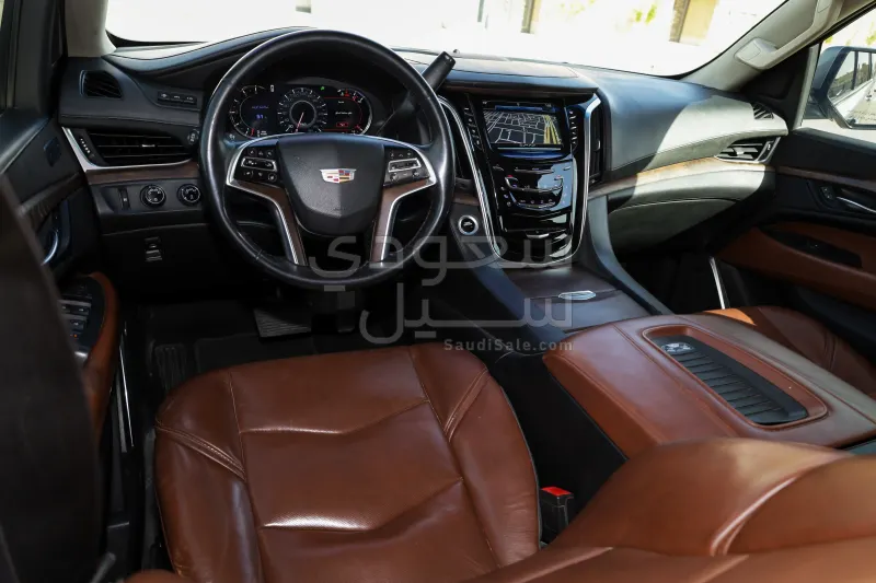 2018 كاديلاك اسكاليد
