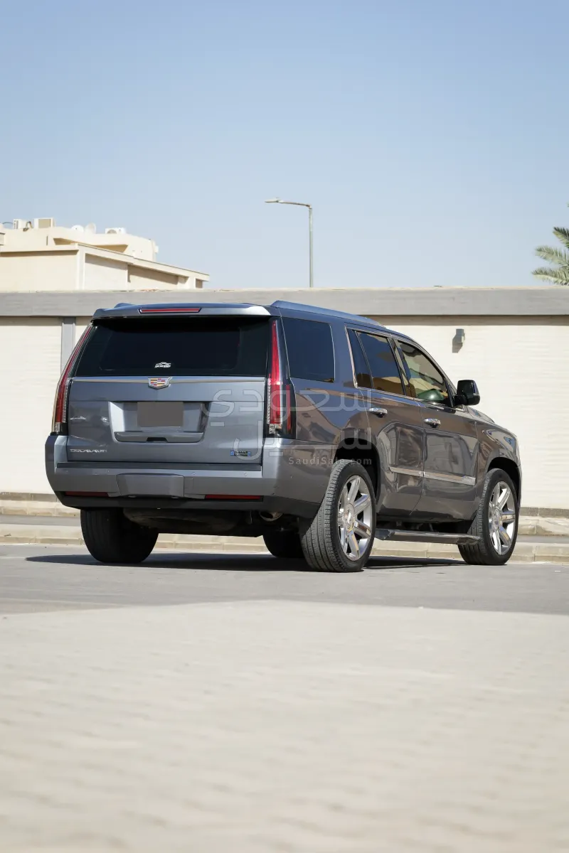 2018 كاديلاك اسكاليد