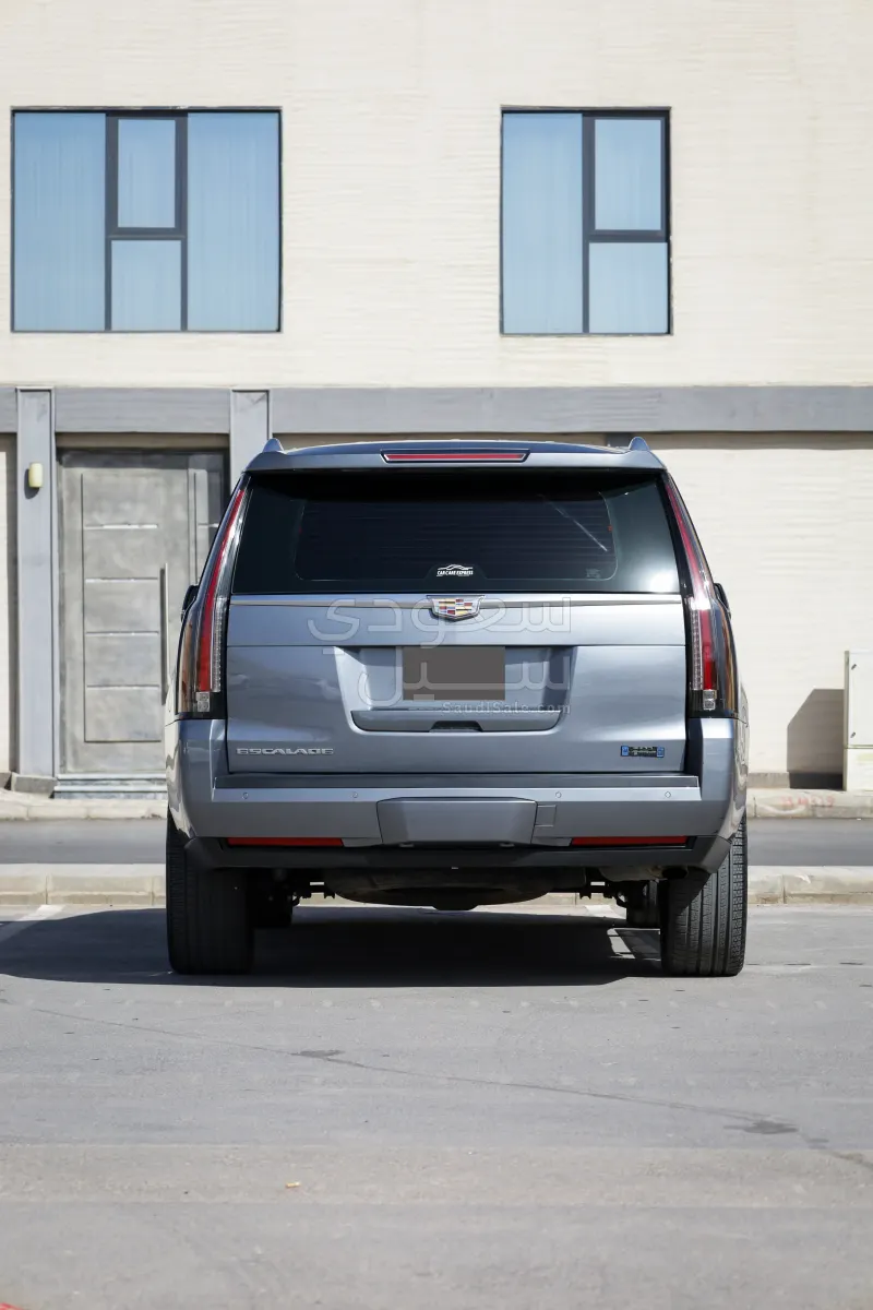 2018 كاديلاك اسكاليد