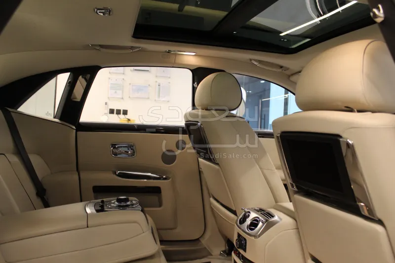 2013 رولز رويس قوست