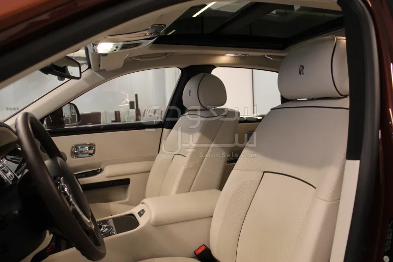 2013 رولز رويس قوست