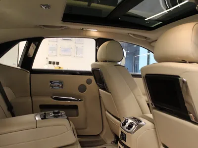 2013 رولز رويس قوست